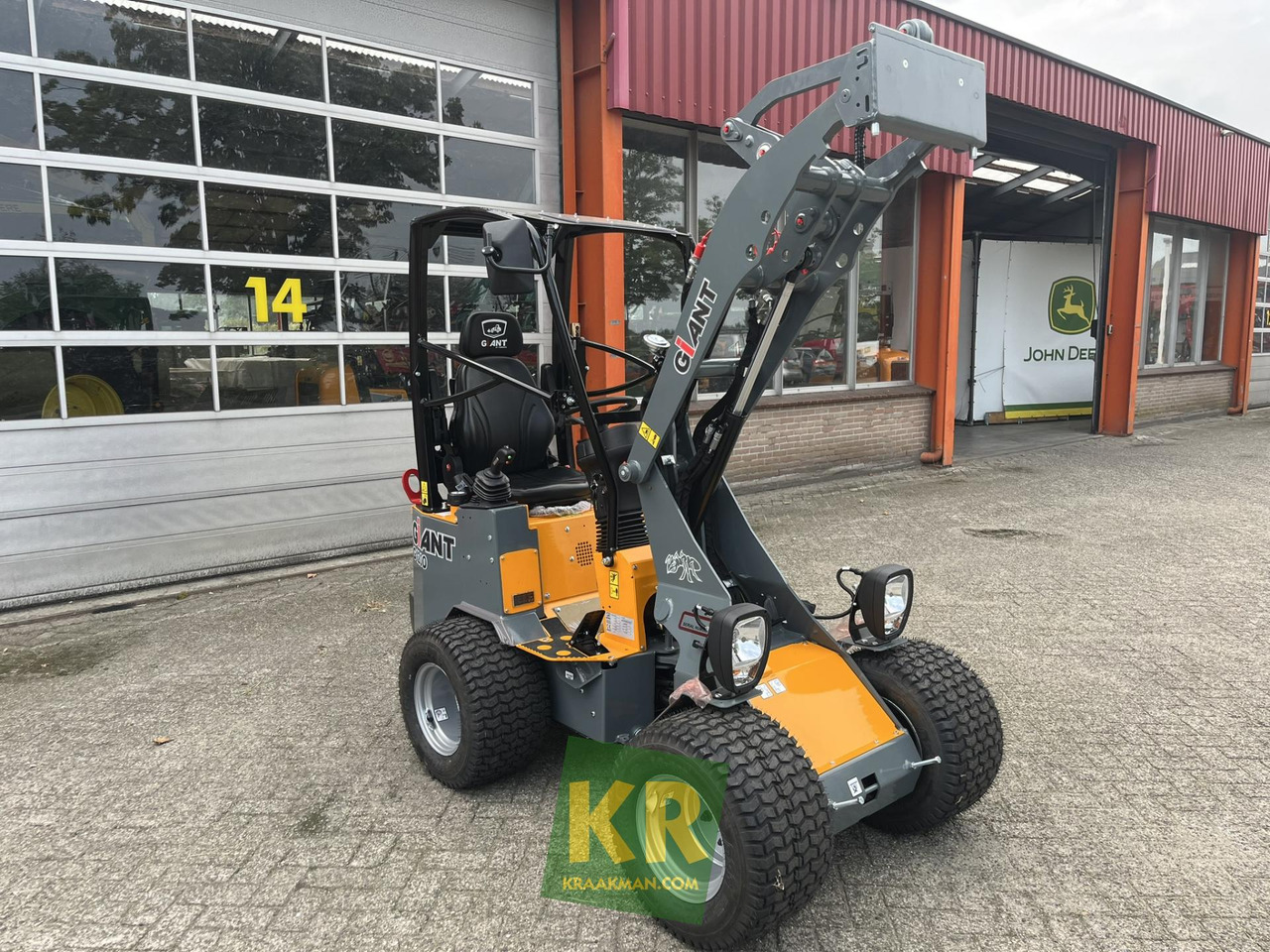 Kniklader Giant G1200