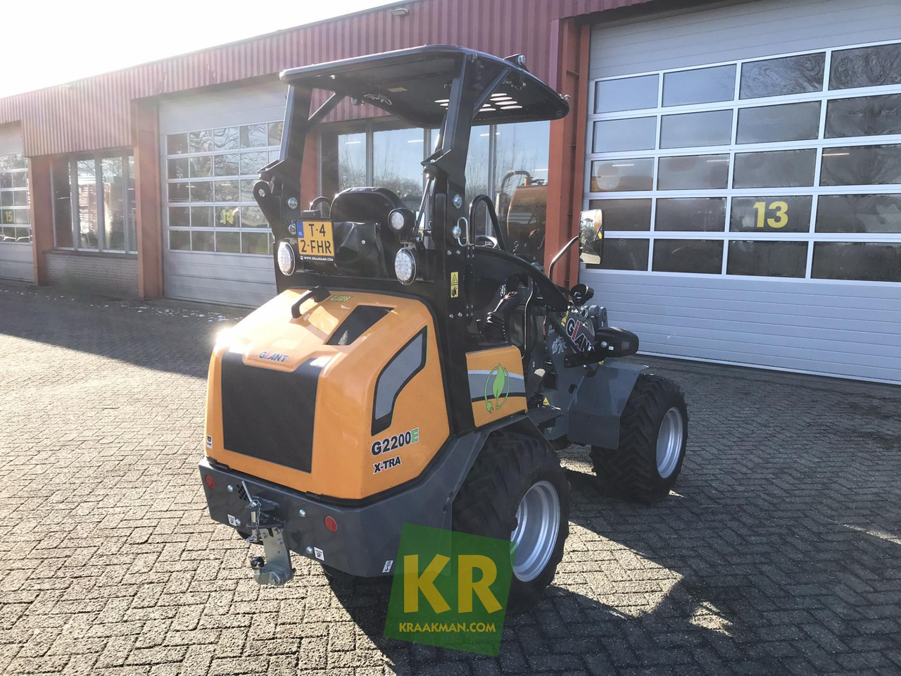 Kniklader Giant G2200E