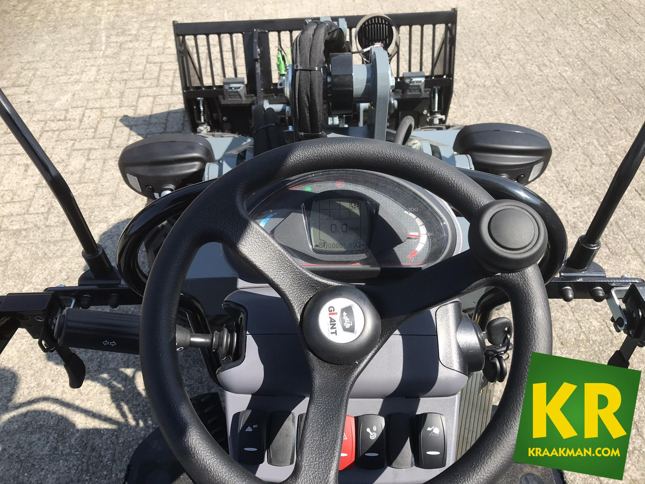 Kniklader Giant G2200E