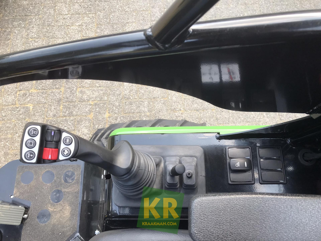 Kniklader Giant G2200E