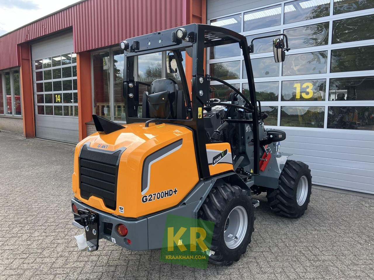Kniklader Giant G2700 HD+