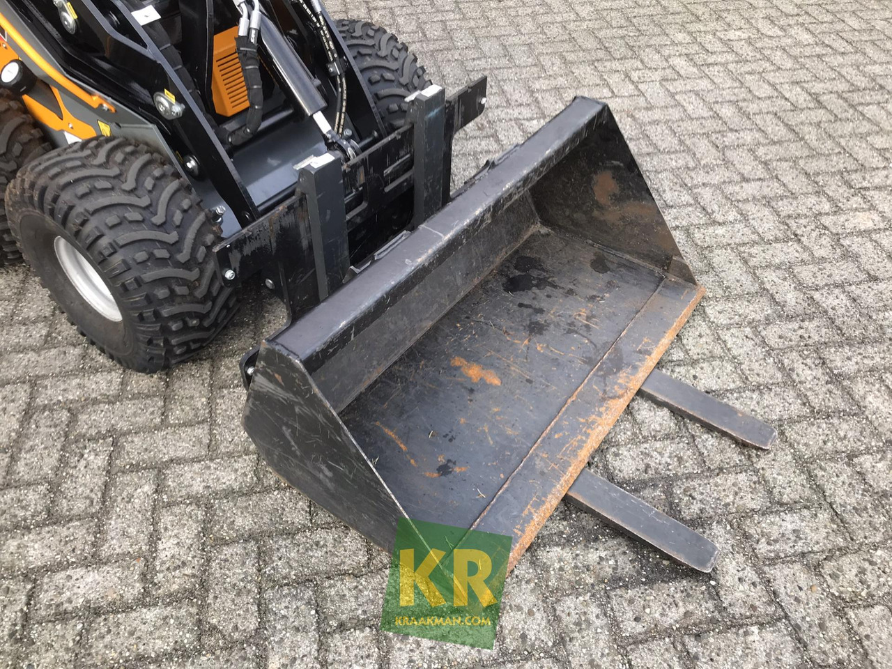 Kniklader Giant SK252D