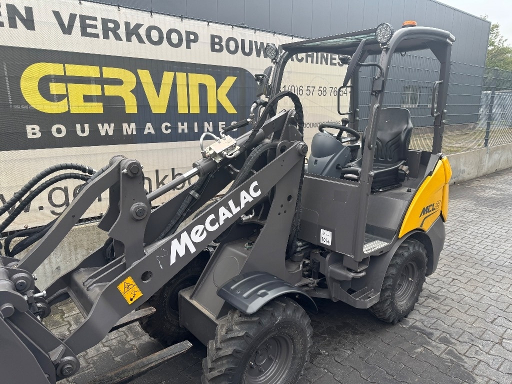 Kniklader Mecalac MCL 2