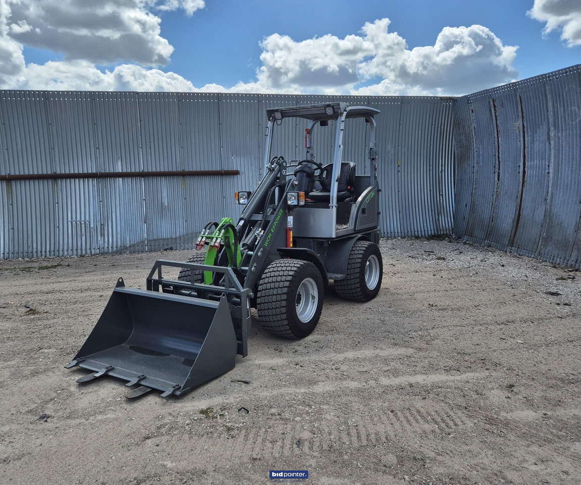 Kniklader WCM-L2110e