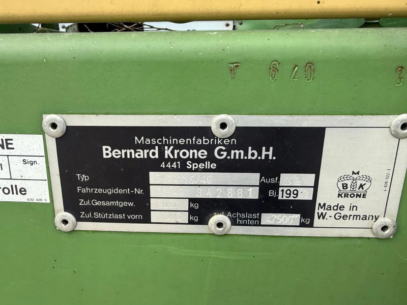 Landbouwmachine Krone Ladewagen Titan GL 6/40 balk invoer Snijwagen Stalvoeren