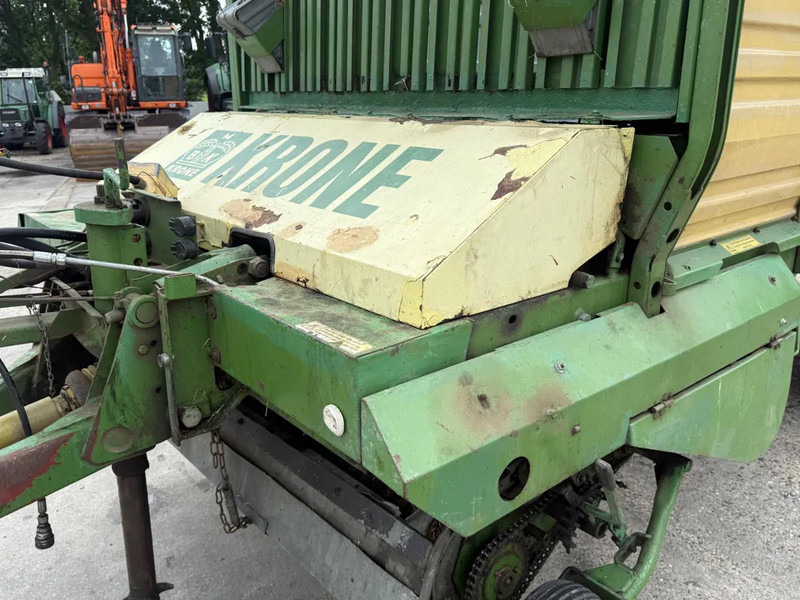 Landbouwmachine Krone Ladewagen Titan GL 6/40 balk invoer Snijwagen Stalvoeren