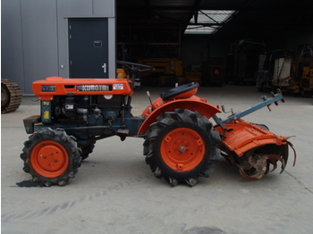 Tractor Kubota B60004X4: afbeelding 1