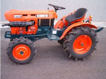 Tractor Kubota B7001 DT - 4X4: afbeelding 1