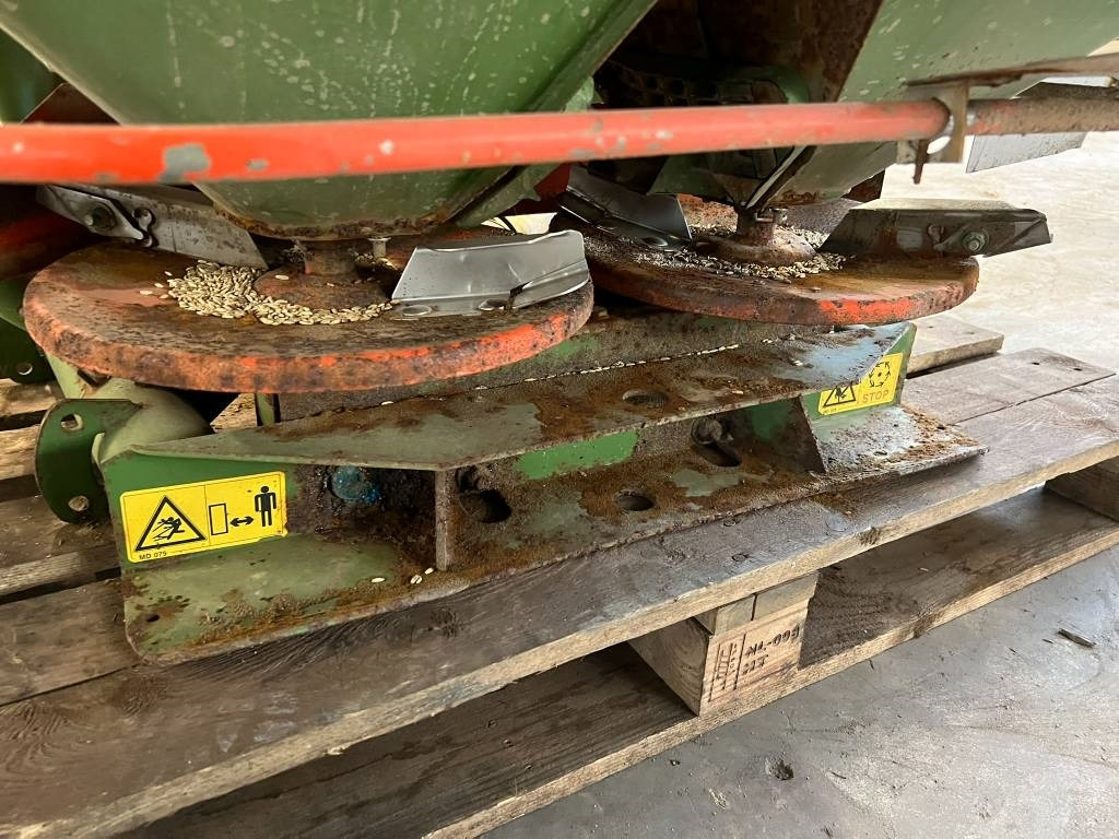 Kunstmeststrooier Amazone ZA-F 804 R kunstmest strooier