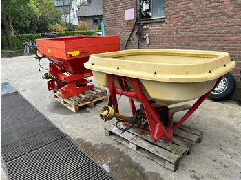 Kunstmeststrooier Kuhn Kuhn / Rauch / Vicon kunstmeststrooiers
