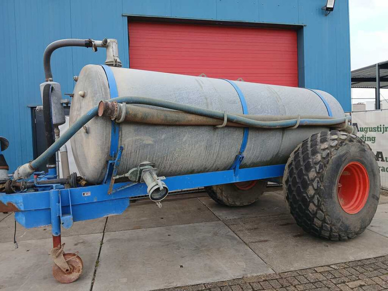 Kunstmeststrooier Veenhuis 8000ltr