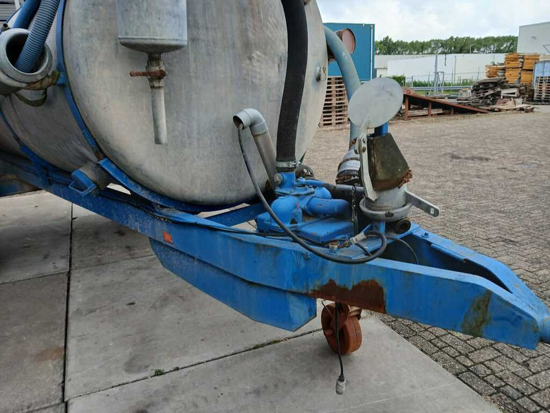 Kunstmeststrooier Veenhuis 8000ltr