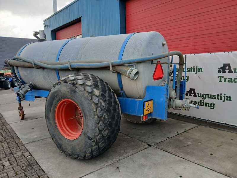 Kunstmeststrooier Veenhuis 8000ltr