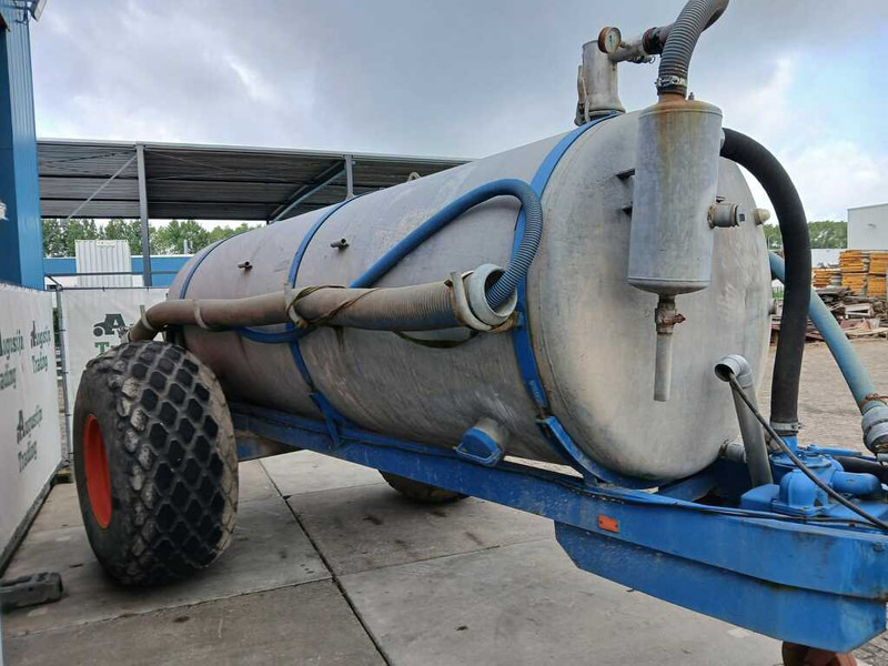 Kunstmeststrooier Veenhuis 8000ltr