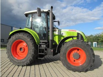 Landbouw tractor CLAAS ARION 640