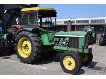 Landbouw tractor JOHN DEERE 2130