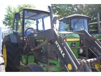 Landbouw tractor JOHN DEERE 2250