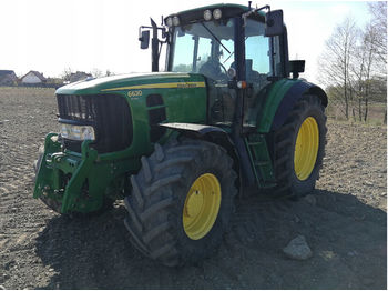Landbouw tractor JOHN DEERE 6630