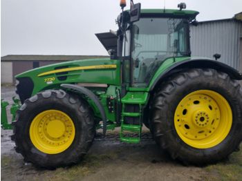 Landbouw tractor JOHN DEERE 7730