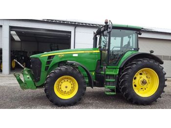 Landbouw tractor JOHN DEERE 8130