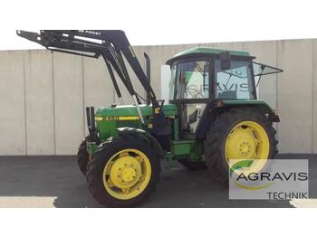 Landbouw tractor John Deere 2040 AB
