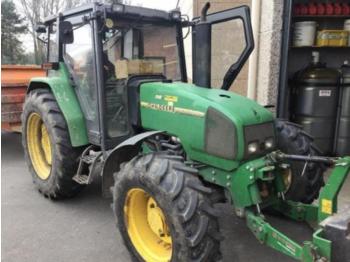 Landbouw tractor John Deere 3300