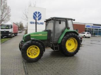 Landbouw tractor John Deere 3300 X