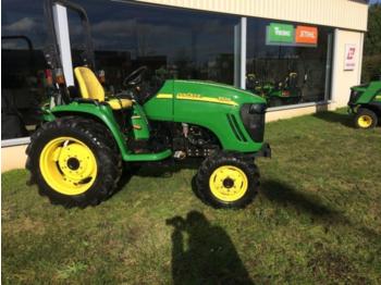 Landbouw tractor John Deere 3520