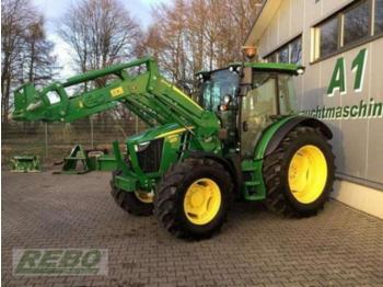Landbouw tractor John Deere 5090R