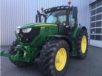 Landbouw tractor John Deere 6145R