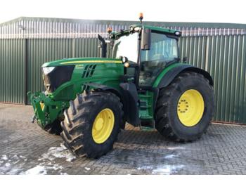 Landbouw tractor John Deere 6215R