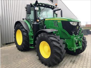 Landbouw tractor John Deere 6215R