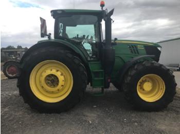 Landbouw tractor John Deere 6215R