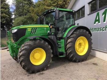 Landbouw tractor John Deere 6215R MY18