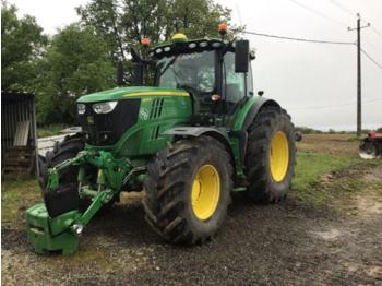 Landbouw tractor John Deere 6215r