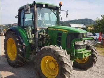 Landbouw tractor John Deere 6230