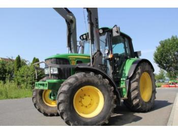Landbouw tractor John Deere 6330