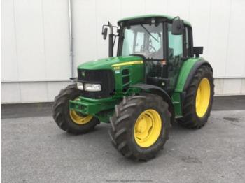 Landbouw tractor John Deere 6330