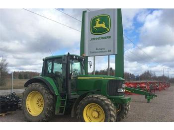 Landbouw tractor John Deere 6620