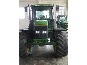 Landbouw tractor John Deere 6800
