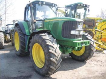 Landbouw tractor John Deere 6820 AQP-40