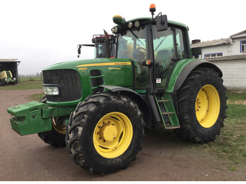 Landbouw tractor John Deere 6830