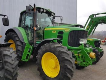 Landbouw tractor John Deere 6930