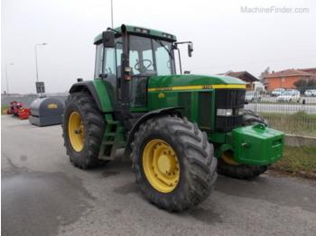 Landbouw tractor John Deere 7710