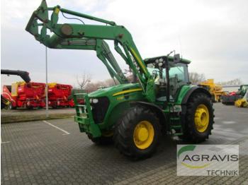 Landbouw tractor John Deere 7730