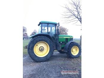 Landbouw tractor John Deere 7810