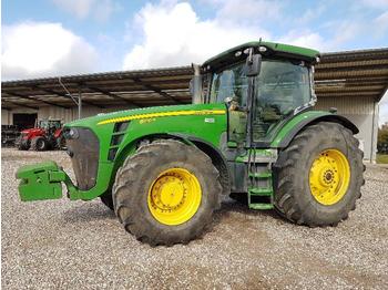 Landbouw tractor John Deere 8270R