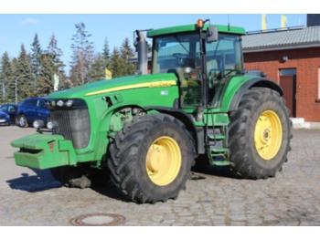 Landbouw tractor John Deere 8320