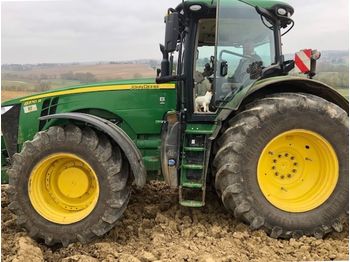 Landbouw tractor John Deere 8370R