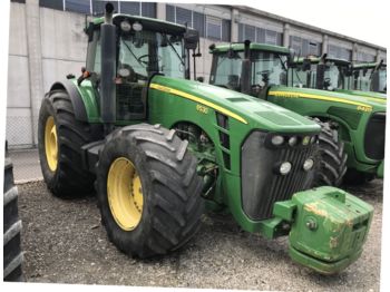 Landbouw tractor John Deere 8530